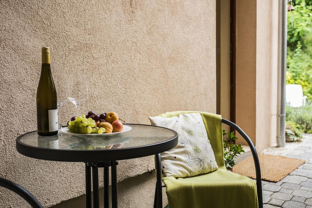 Vagi Apartment シャールヴァール エクステリア 写真